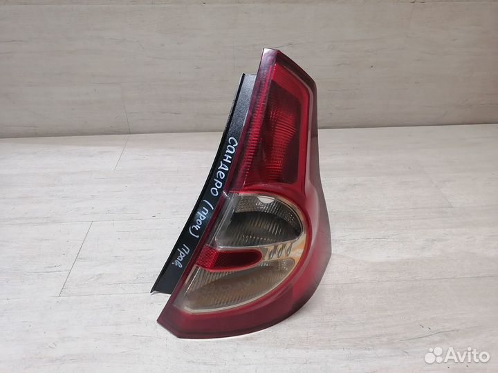 Фонарь правый Renault Sandero 1 Рено Сандеро 1