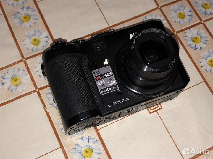 Цифровой фотоаппарат Nikon P6000 (неисправный)