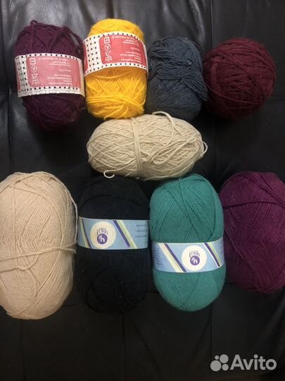 Пряжа мулине несколько штук