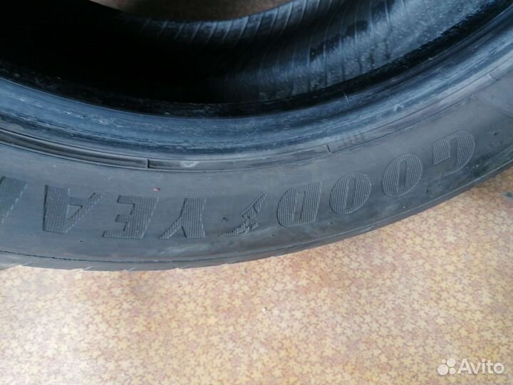 Goodyear EfficientGrip SUV 4x4 285/45 R20