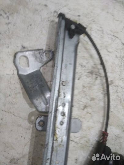 Стеклоподъемник электрический передний левый