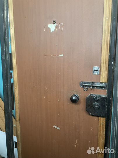 Дверь входная металлическая