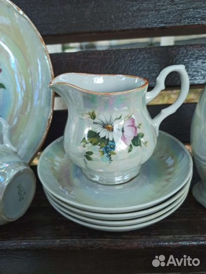 Столовый сервиз Посуда