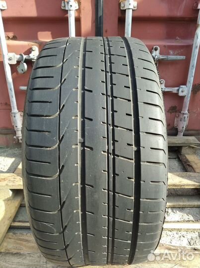Pirelli P Zero 275/40 R19 100L