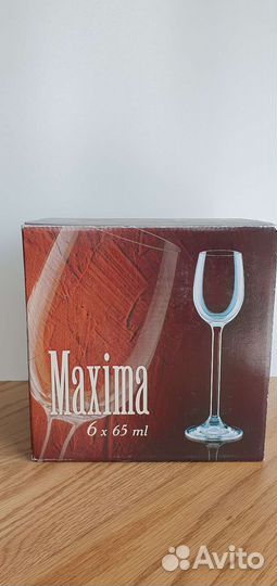 Хрустальные рюмки на ножке Bohemia