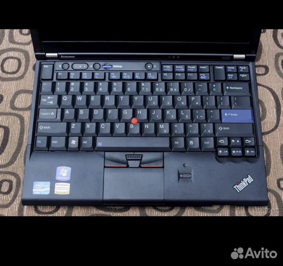 Lenovo thinkpad x220i i3