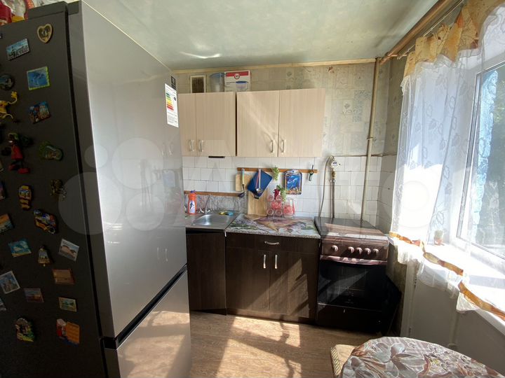 2-к. квартира, 42 м², 3/5 эт.