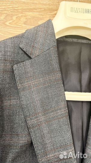Космюм брючный Mezzatorre