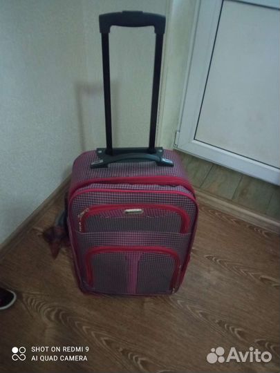 Чемодан на колесах бу