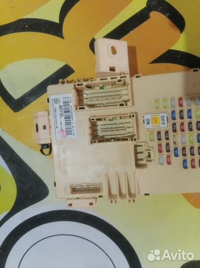 Блок предохранителей салонный Kia Ceed JD