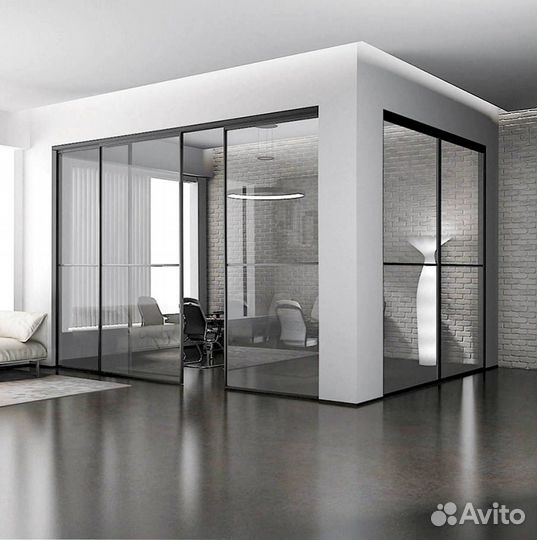 Стеклянная перегородка