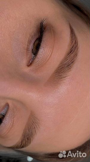 Оформление бровей и долговременная укладка бровей