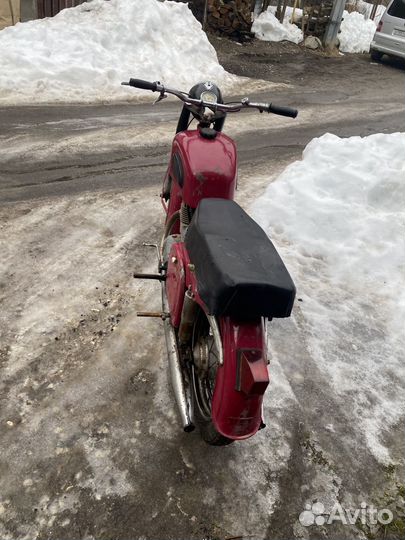 Продается мотоцикл ковровец 175