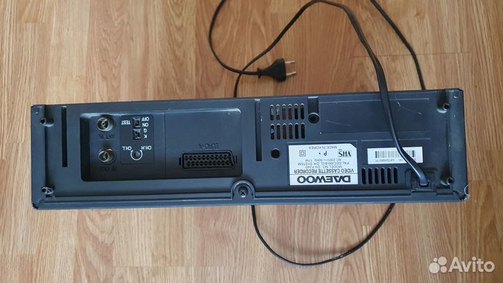Видеоплеер VHS Daewoo DV-F24D