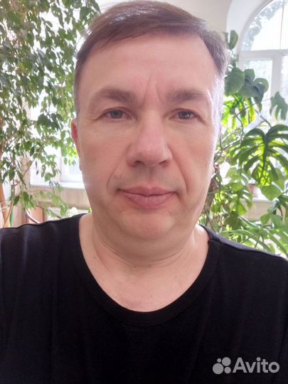 Помощник электрика, администратор