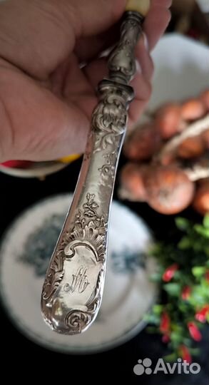 Антикварная ложка для салата