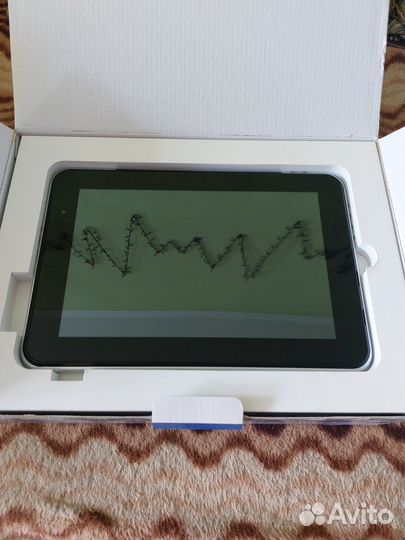 Планшетный компьютер Bliss Pad r9020