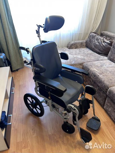 Коляска инвалидная