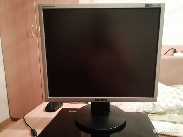 Монитор Samsung SyncMaster