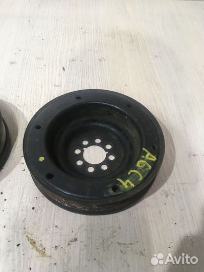 Шкив коленвала Ауди 100 078105255F