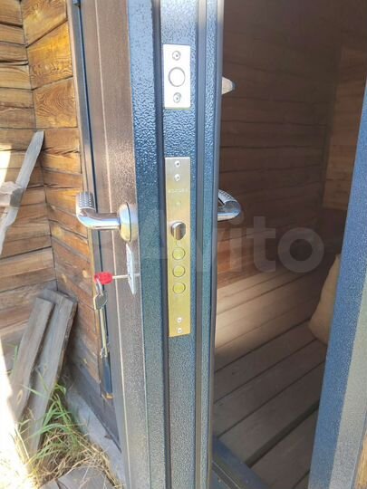 Коттедж 180 м² на участке 10 сот.