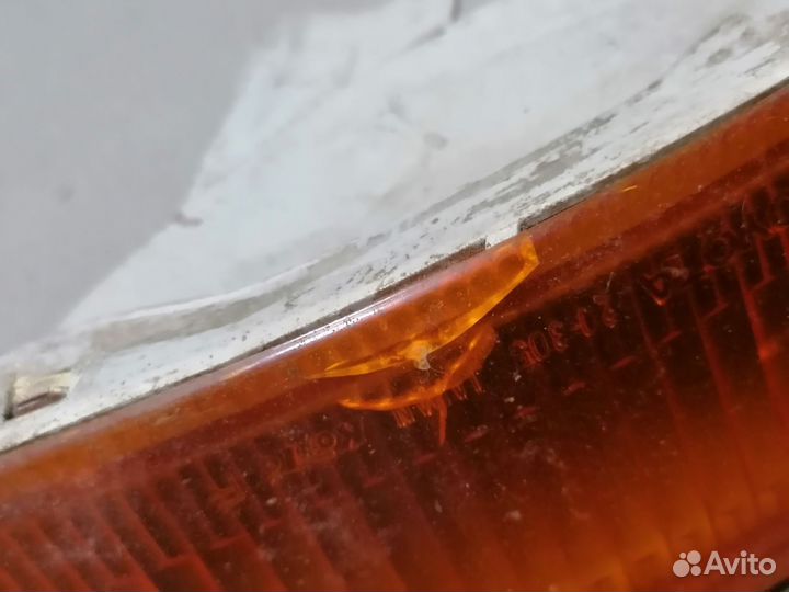 Повторитель в бампер прав.Toyota Corona ST190 1994