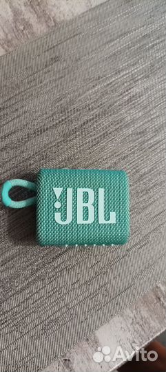Продаю колонку JBL go 3