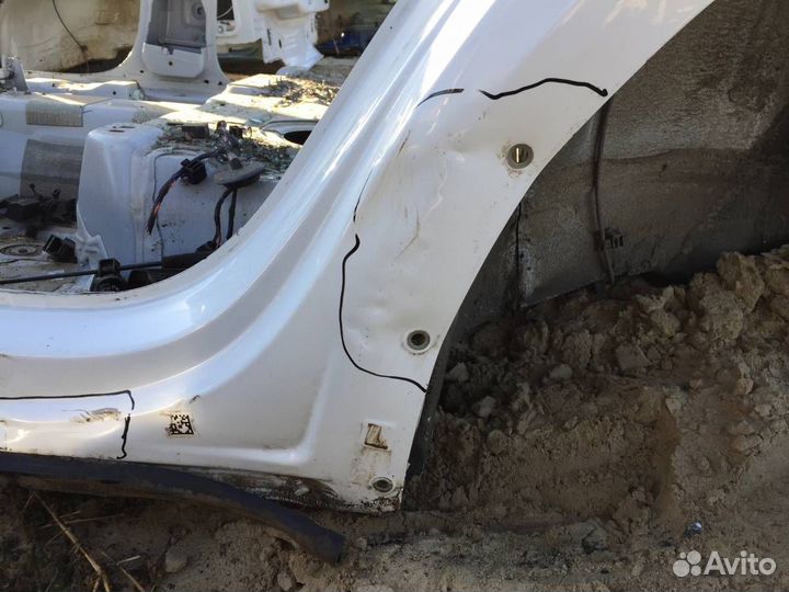 Крыло заднее левое Volkswagen Tiguan