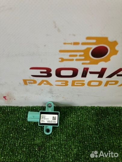 Датчик удара передний правый Audi A5 F5 CDN 2011