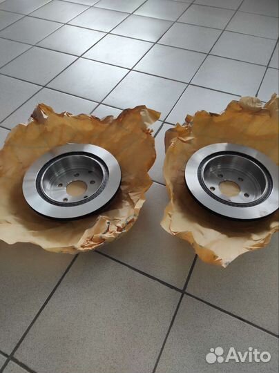 Задние тормозные диски Nissan Infinity