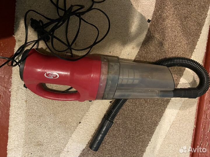 Пылесос автомобильный