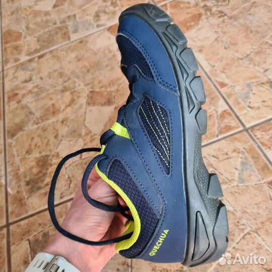 Трекинговые ботинки Decathlon р.37