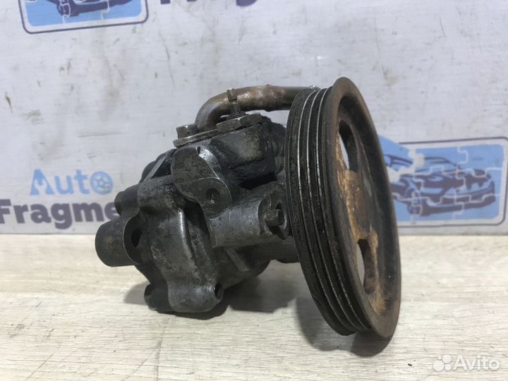 Насос гидроусилителя Mitsubishi RVR I