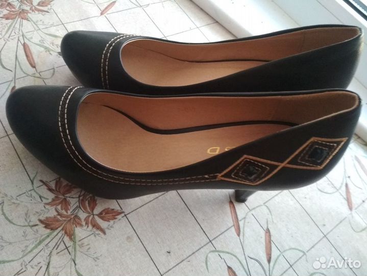 Обувь женская 38-40 размер