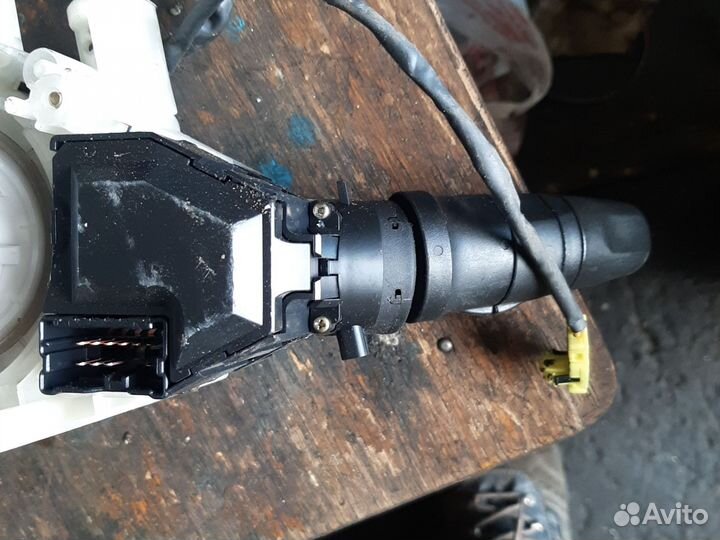 Переключатель подрулевой Ниссан Примера P12