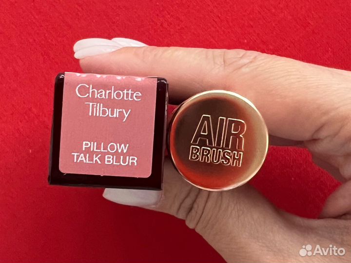 Жидкая помада Pillow Talk Blur Charlotte Tilbury