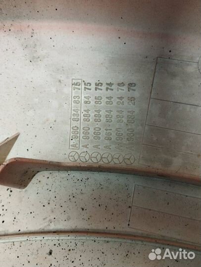 Продолжение крыла Mercedes Actros MP4 A9608848375