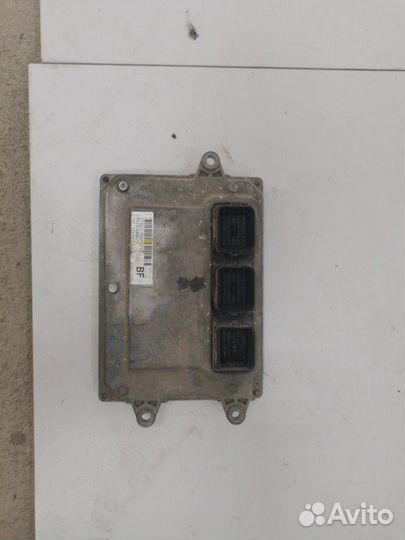 Блок управления двигателем Honda Civic седан R18A2