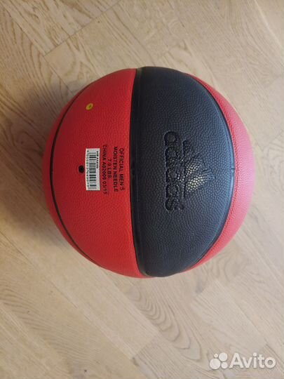 Баскетбольный мяч Adidas