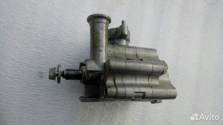 Honda vtr1000f Firestorm масляный насос