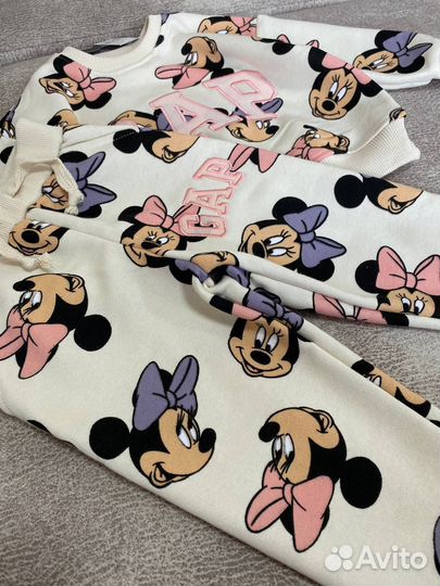 Gap новый костюм для девочки