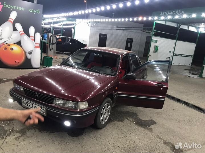 Сиденье на mitsubishi galant 6