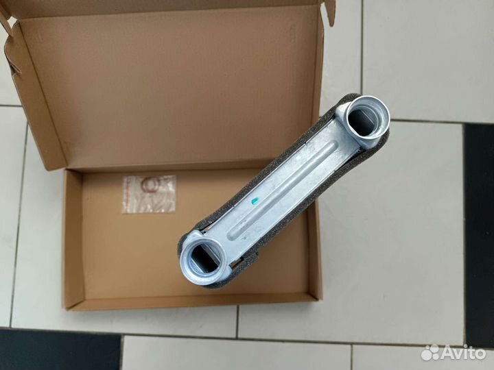 Радиатор отопителя SAT