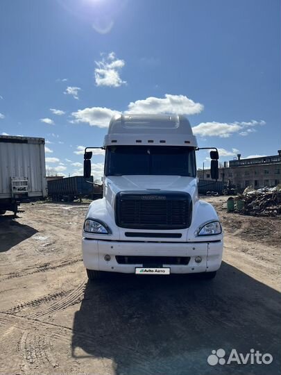 Freightliner Columbia, 2002