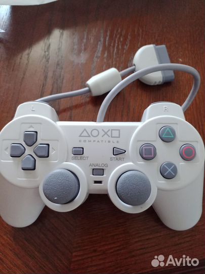 Джойстик на игровую приставку