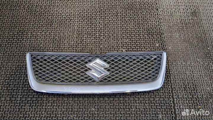 Решетка радиатора Suzuki Grand Vitara, 2006