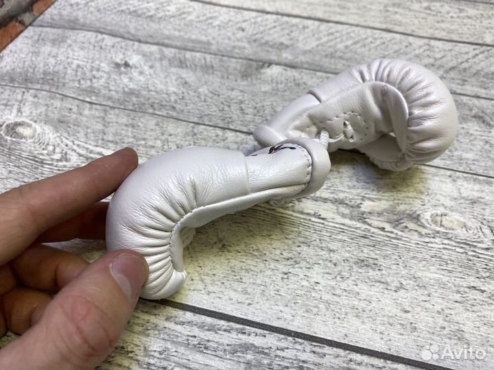 Боксерские перчатки на веревочке Спортфайтер бел