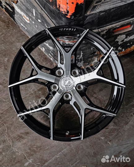 Кованые диски Lexus RX R19 наличие