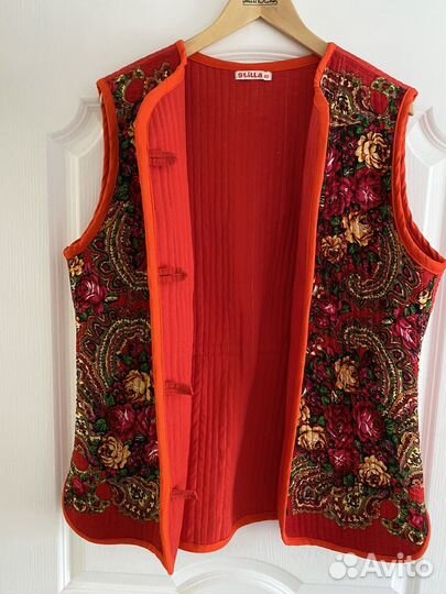 Жилет ручной работы