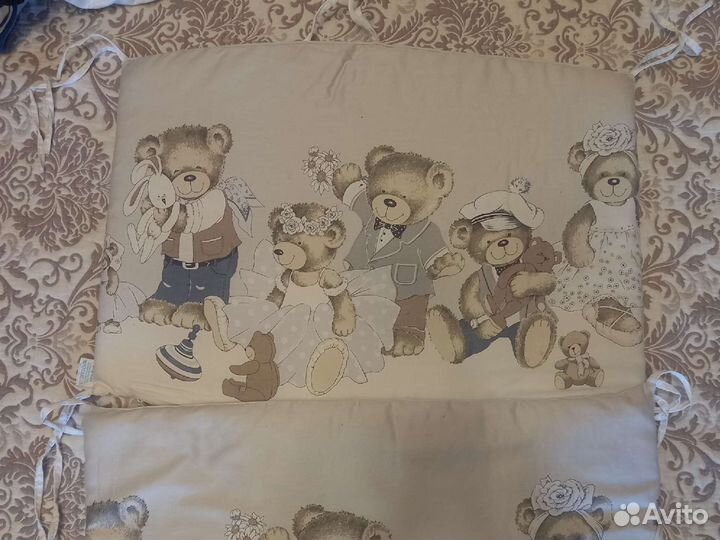 Бортики в кроватку